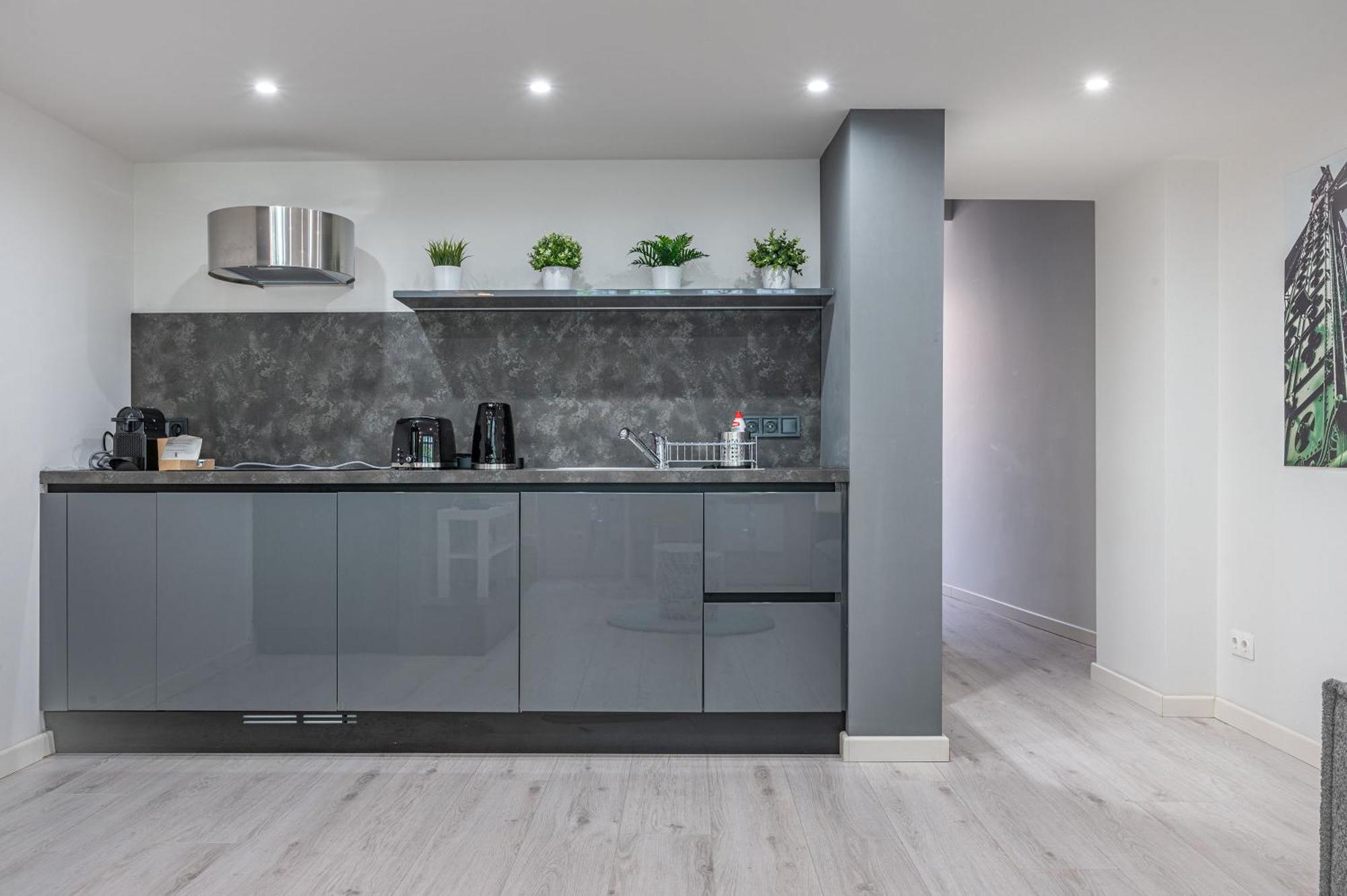 District 6Th Sense Apartment Будапеща Екстериор снимка